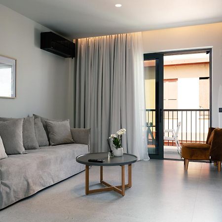 Porta Suites Iraklion Buitenkant foto