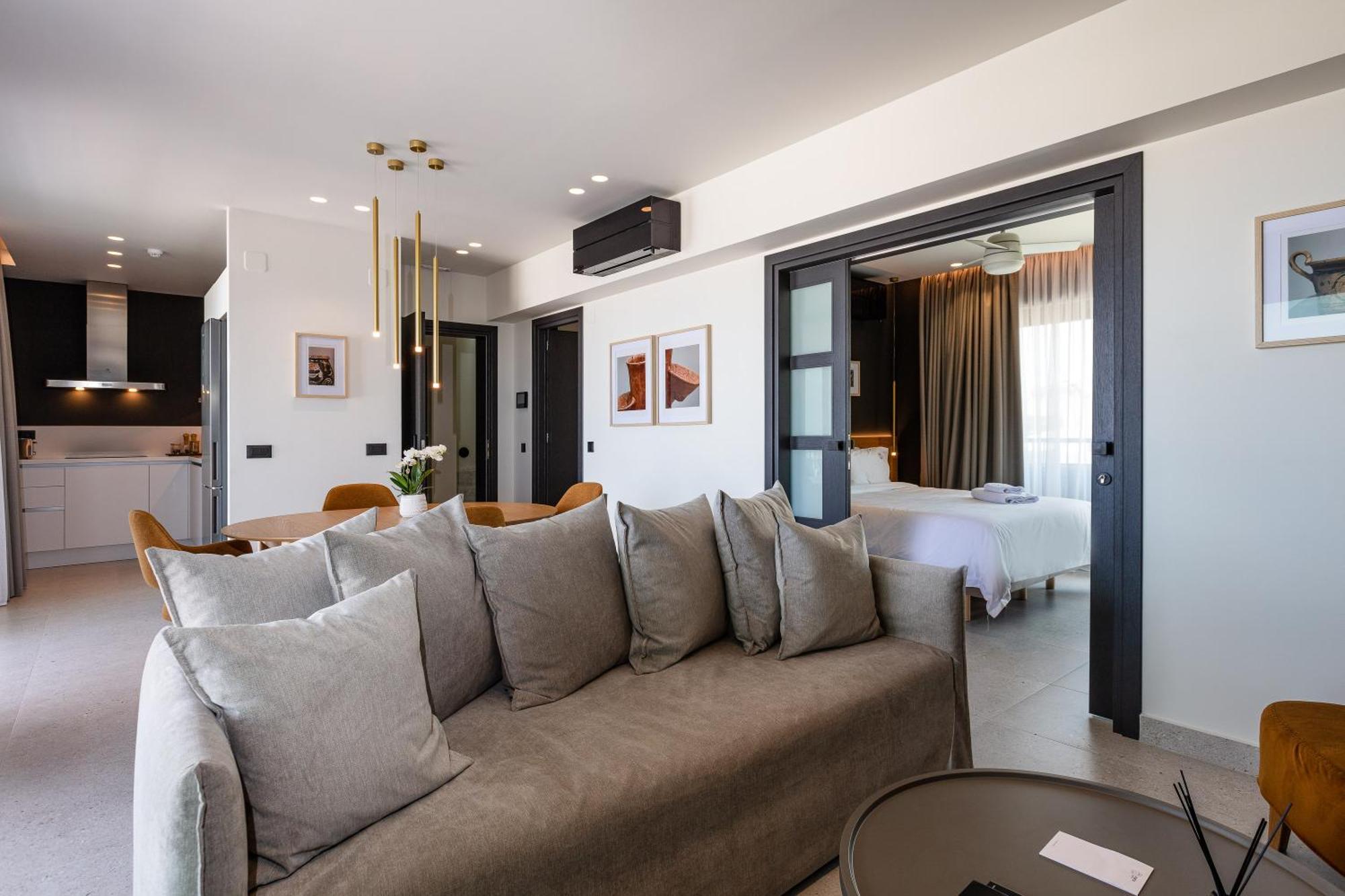 Porta Suites Iraklion Buitenkant foto