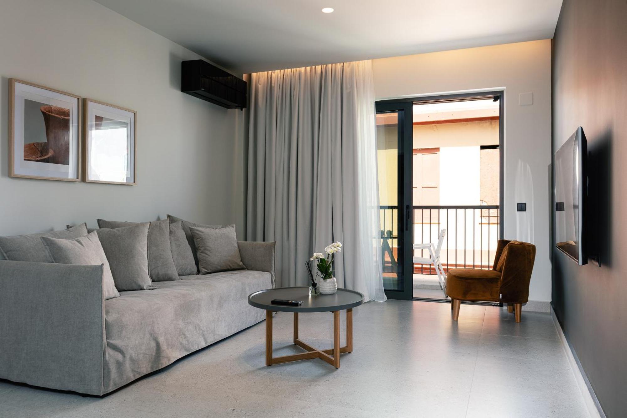 Porta Suites Iraklion Buitenkant foto